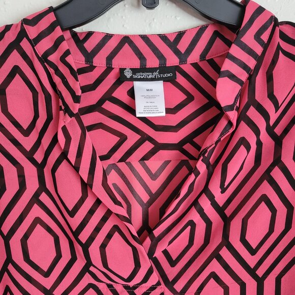 Signature Studio Top - Picture 3 of 9